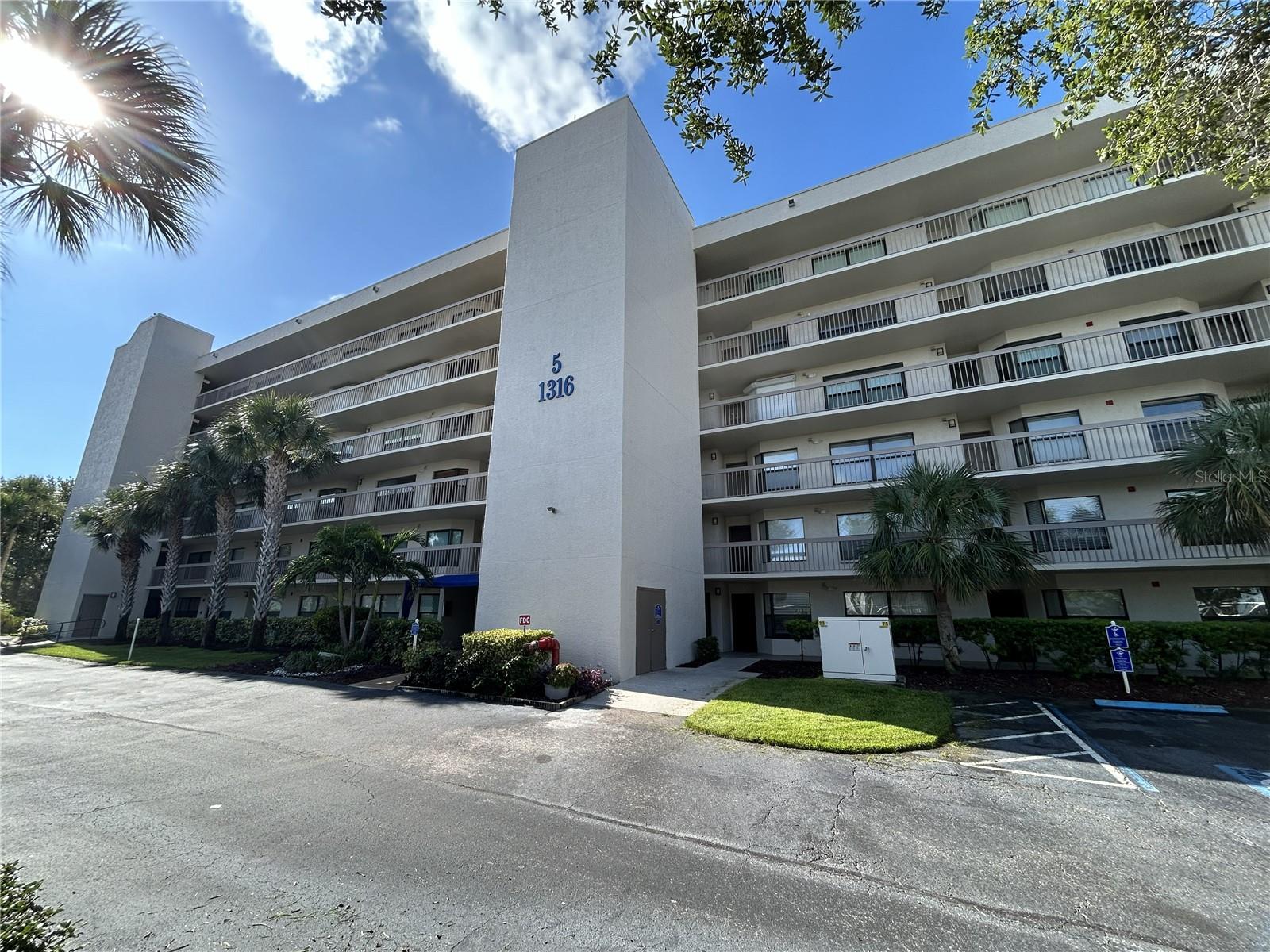 1316 PASADENA AVE S #102 — photo 42