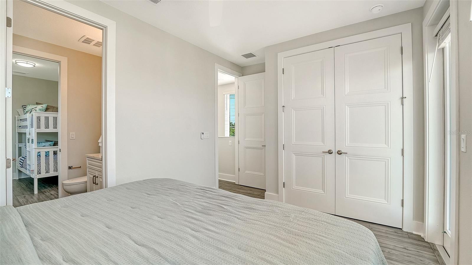 12435 DOCKSIDE TER — photo 38
