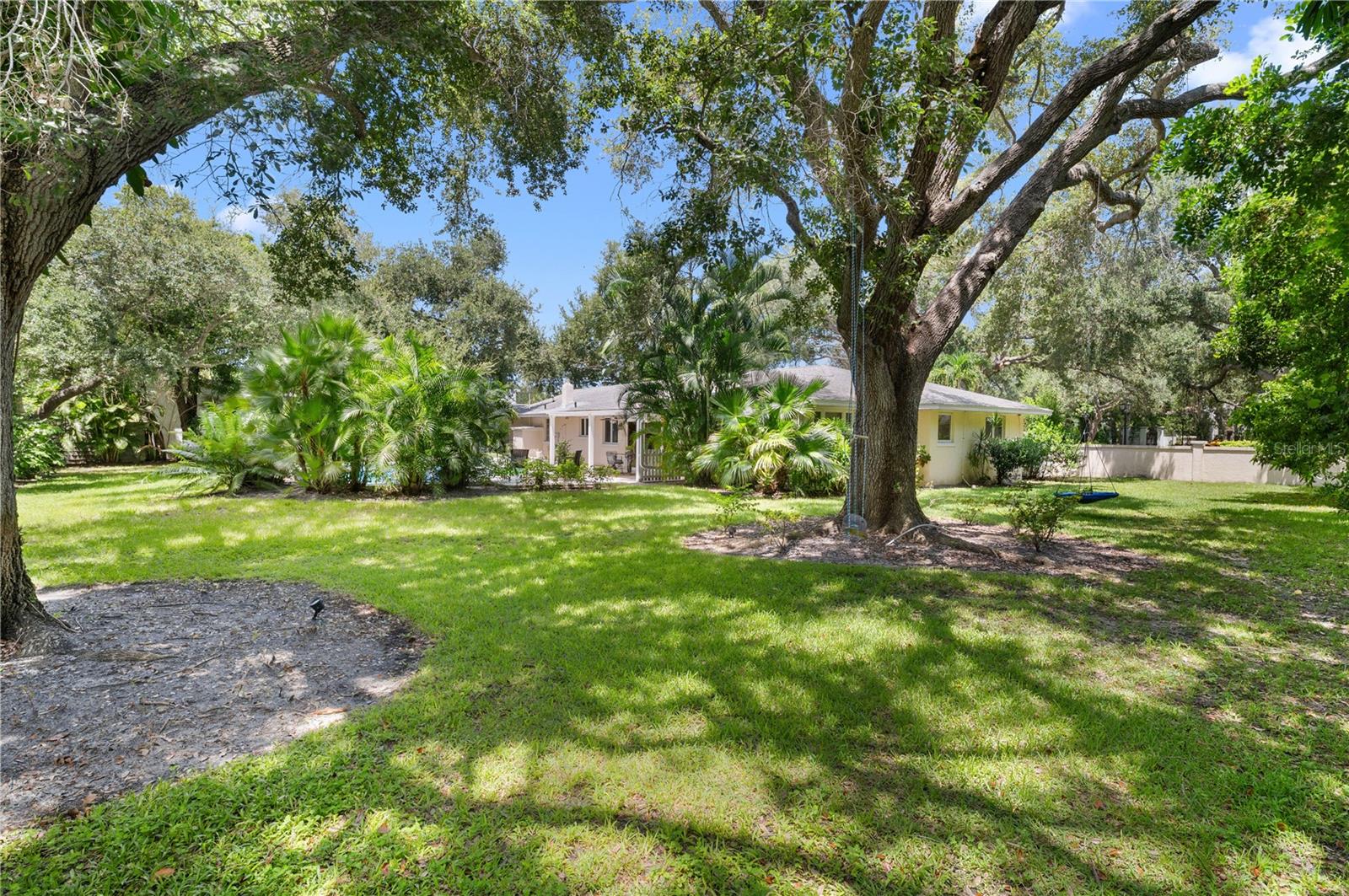 1722 NORTH DR — photo 34