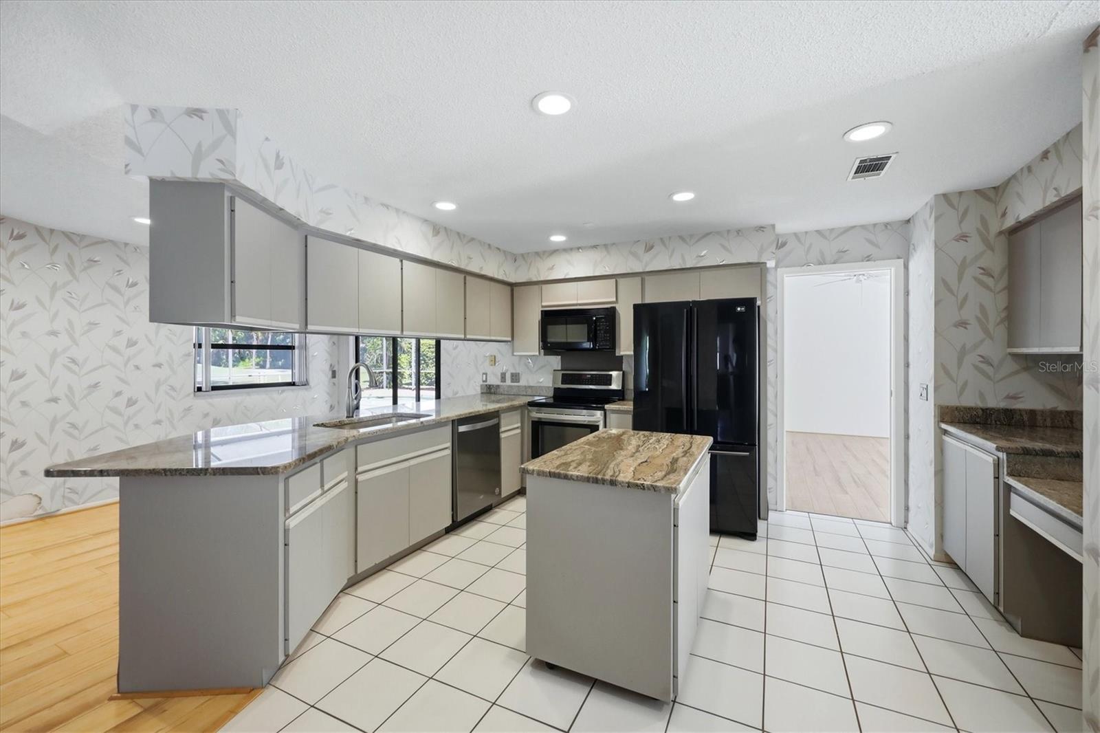5049 MARSH FIELD RD — photo 13