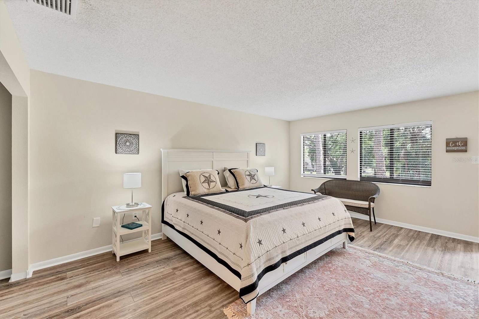 5264 LAKE VILLAGE DR #48 — photo 11