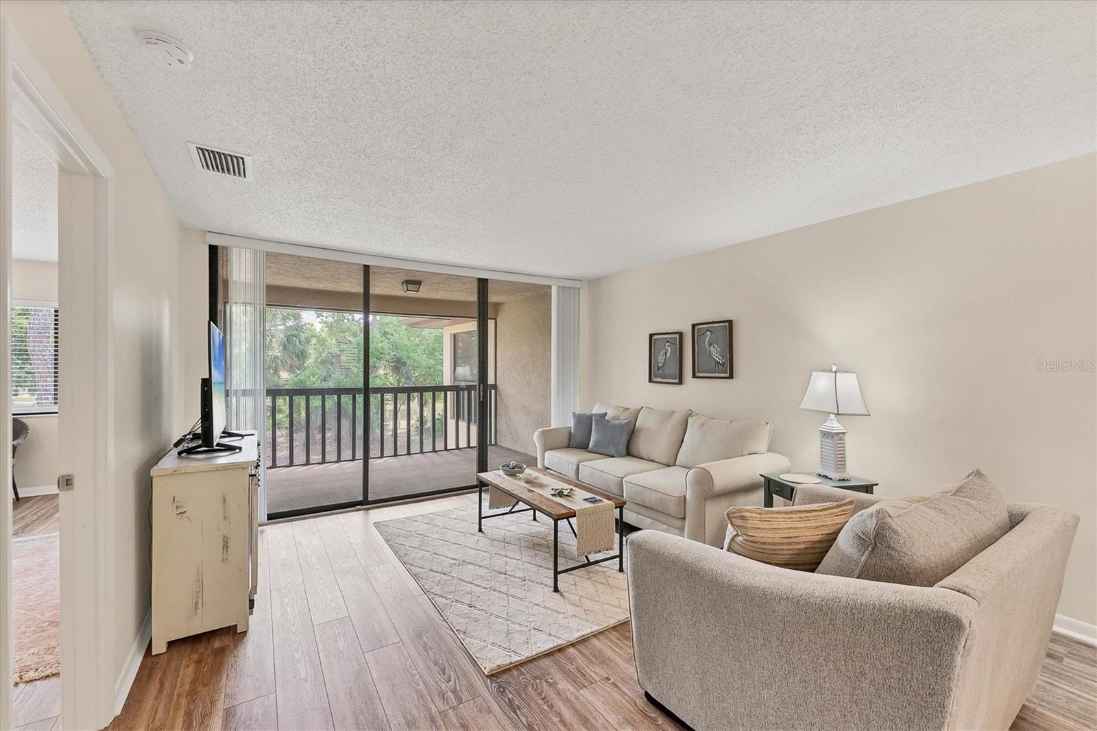 5264 LAKE VILLAGE DR #48 — photo 4