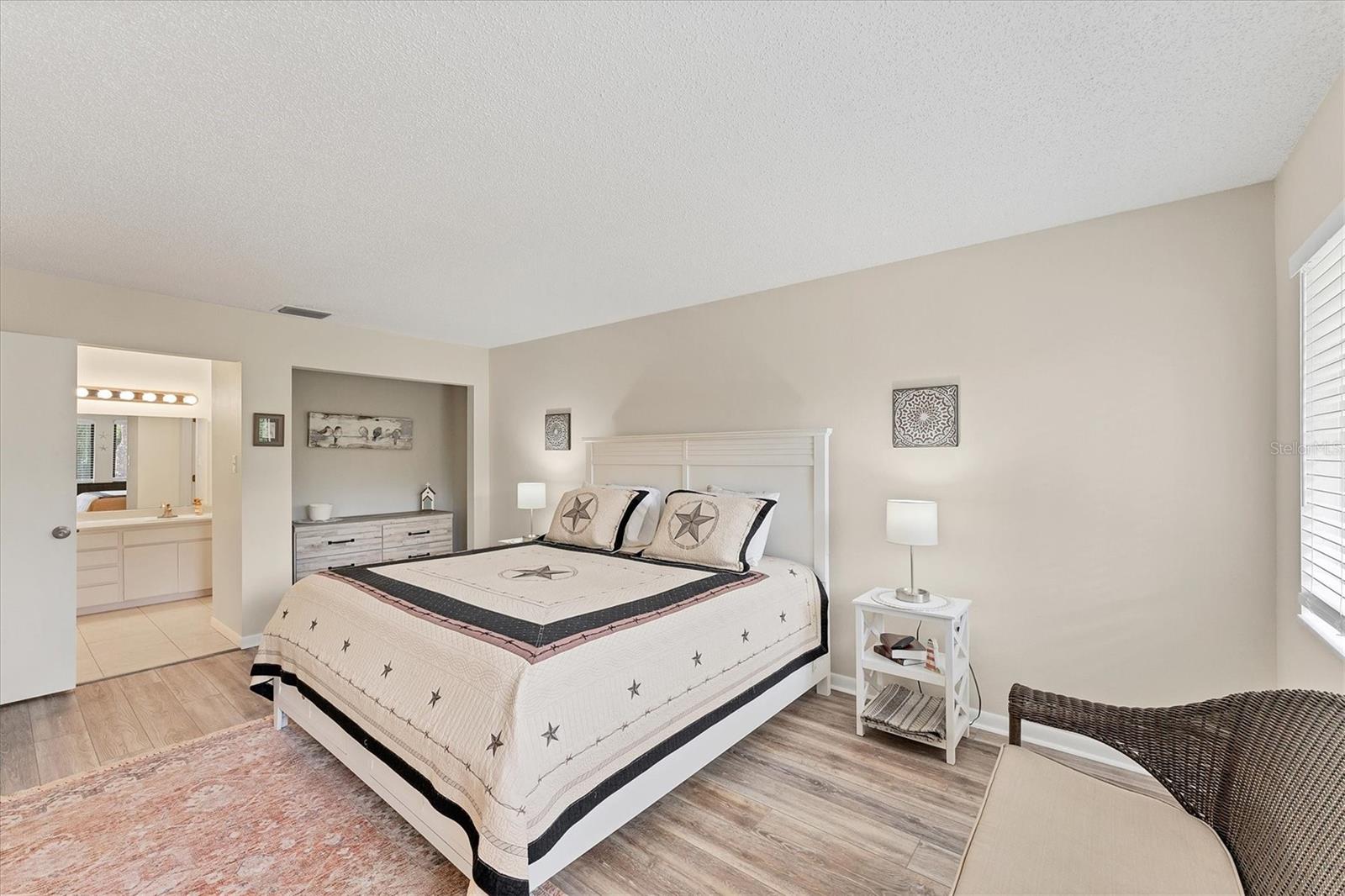 5264 LAKE VILLAGE DR #48 — photo 13