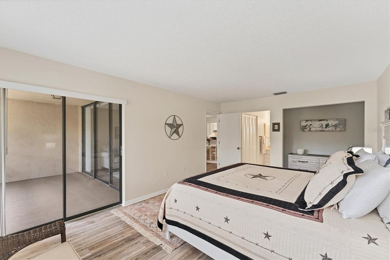 5264 LAKE VILLAGE DR #48 — photo 14