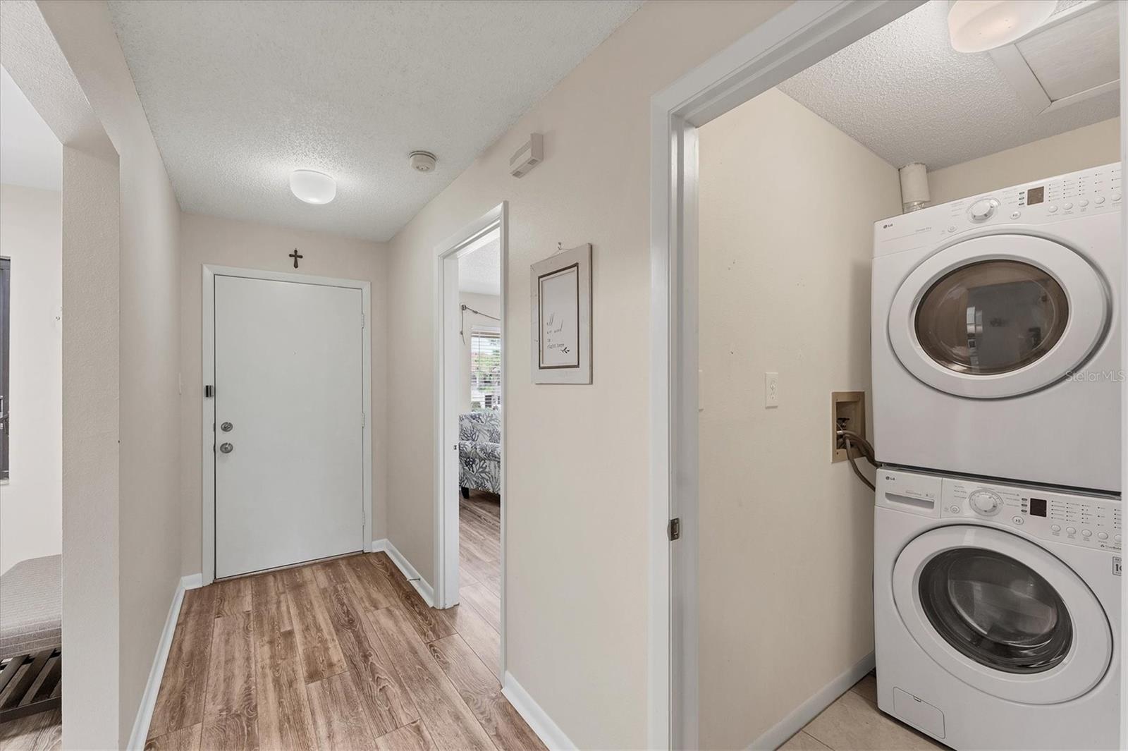 5264 LAKE VILLAGE DR #48 — photo 19