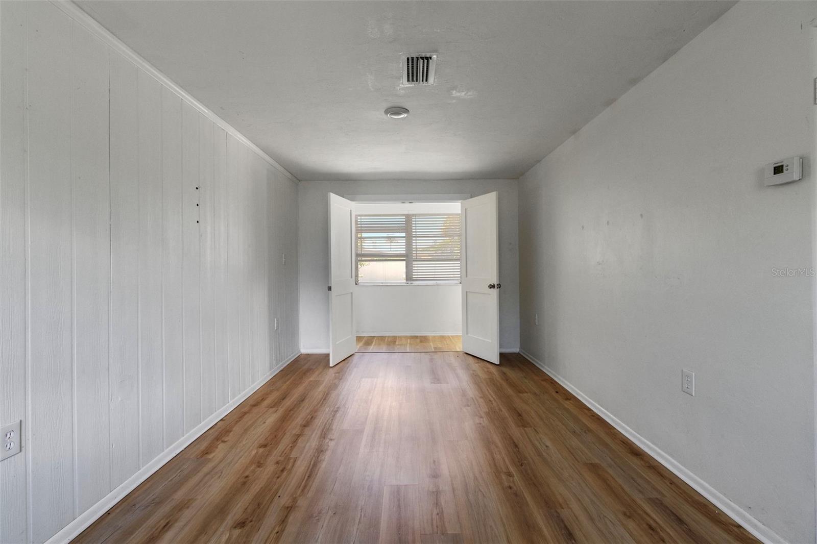 4875 NORTHWOOD AVE — photo 28