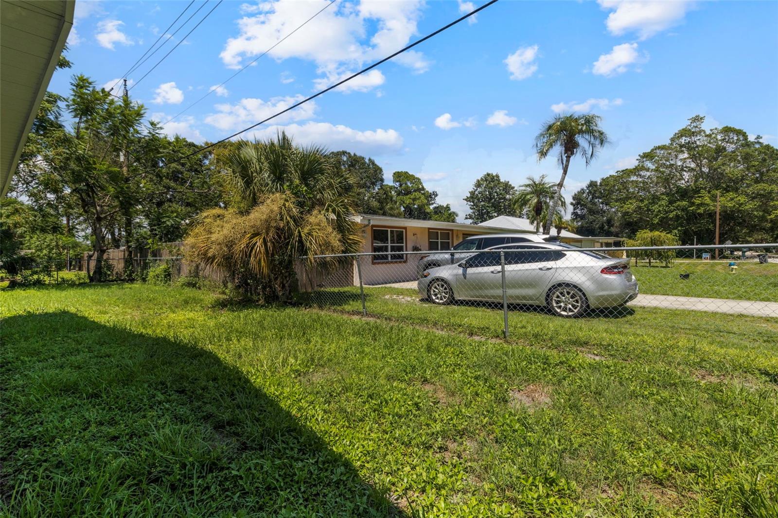 4875 NORTHWOOD AVE — photo 40