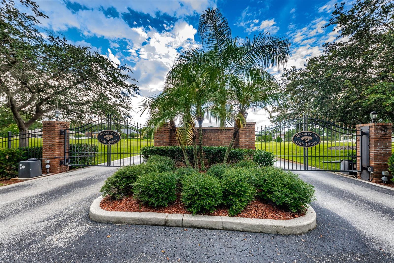 1422 OAK MEADOW PT — photo 100