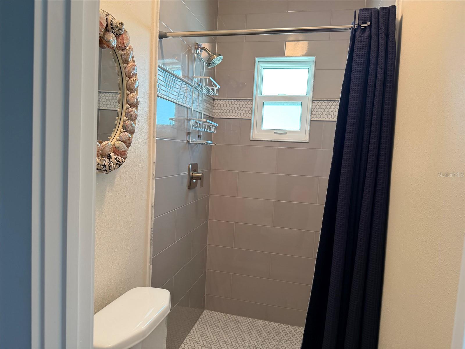 704 BAYSHORE DR — photo 21