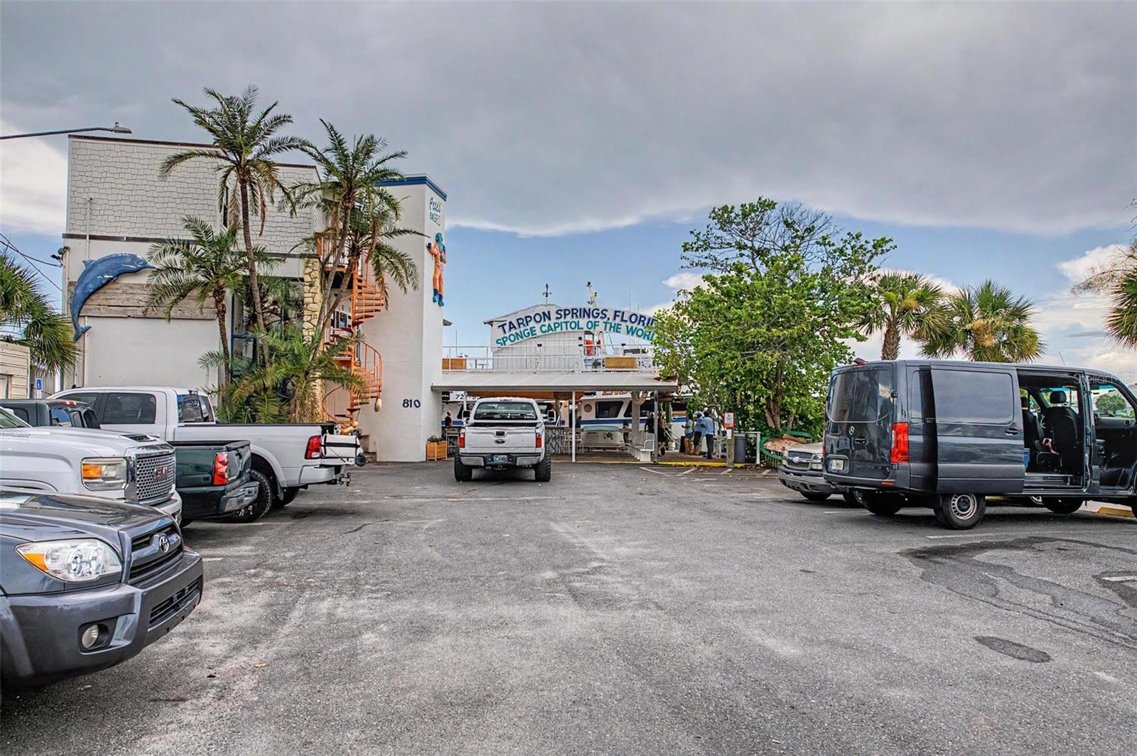 704 BAYSHORE DR — photo 74