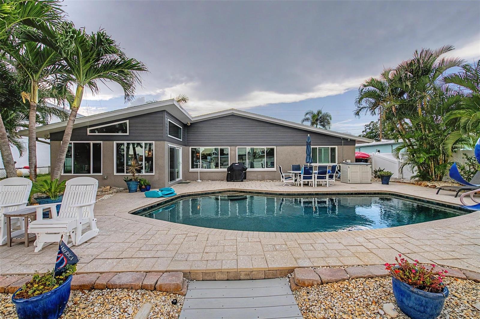 704 BAYSHORE DR — photo 50