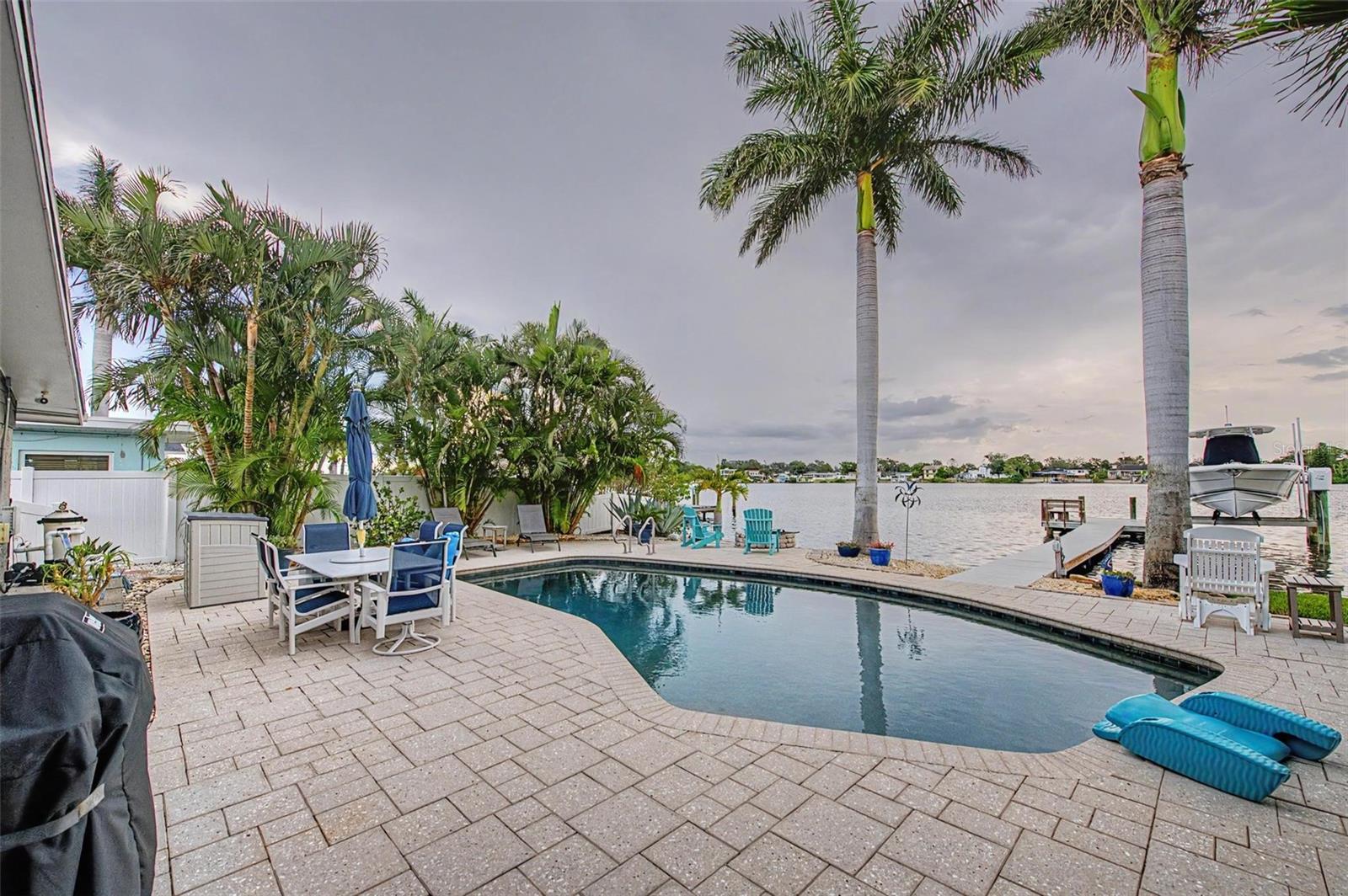 704 BAYSHORE DR — photo 48