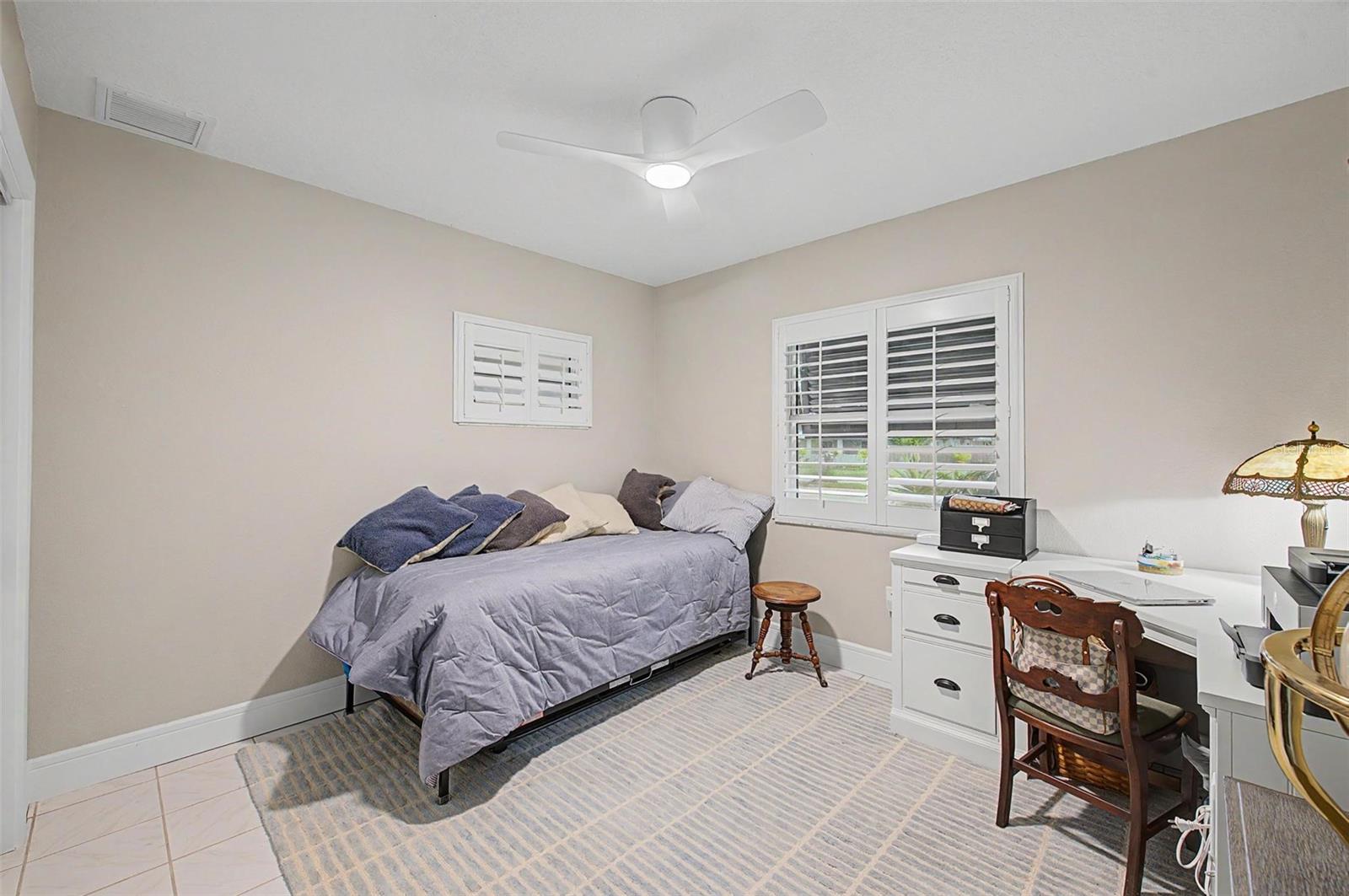 704 BAYSHORE DR — photo 42