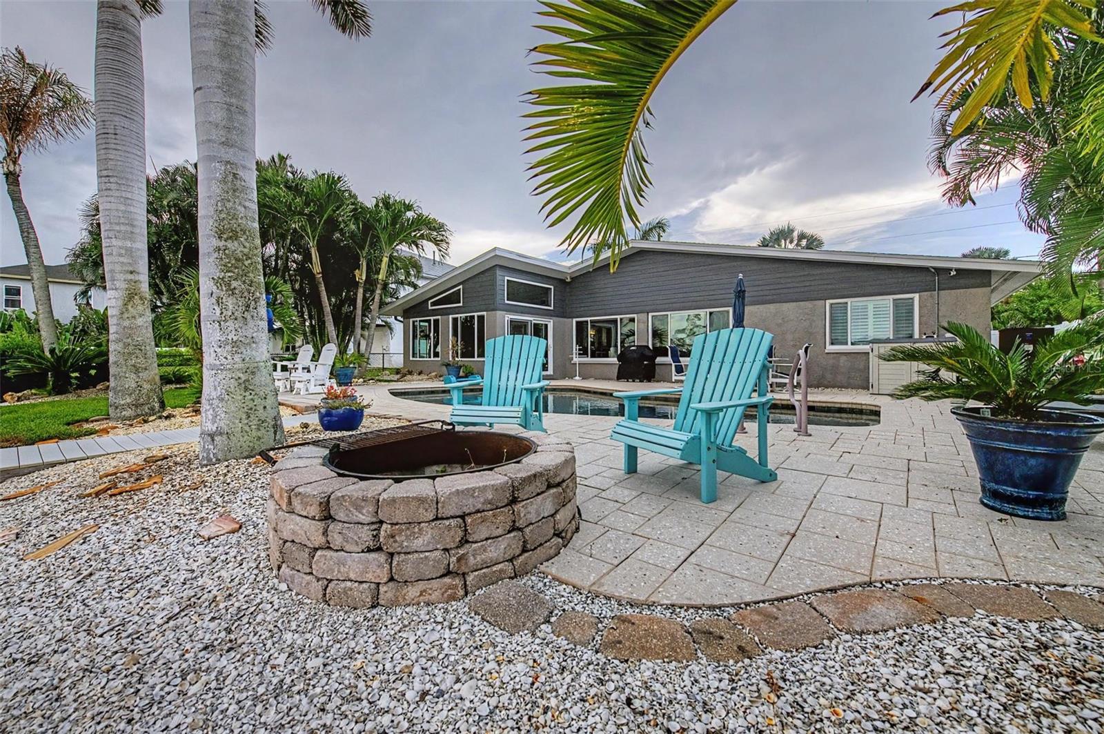 704 BAYSHORE DR — photo 54