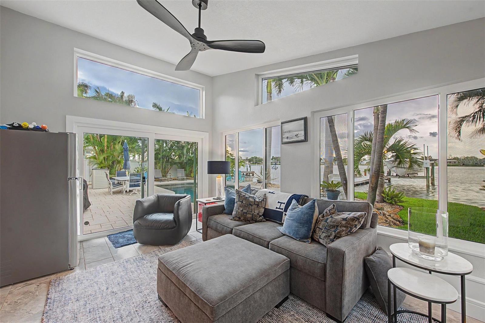704 BAYSHORE DR — photo 33
