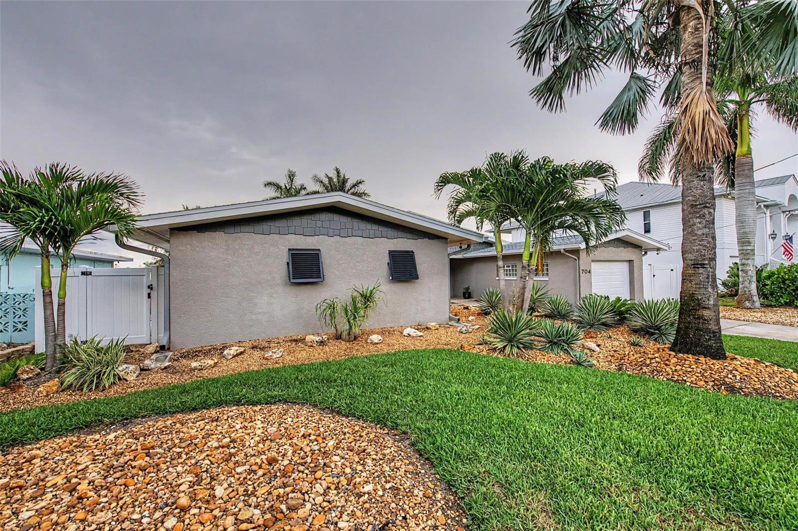 704 BAYSHORE DR — photo 7