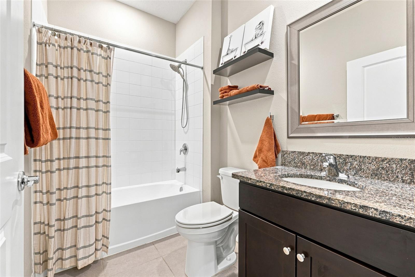 12387 EASTPOINTE DR — photo 19