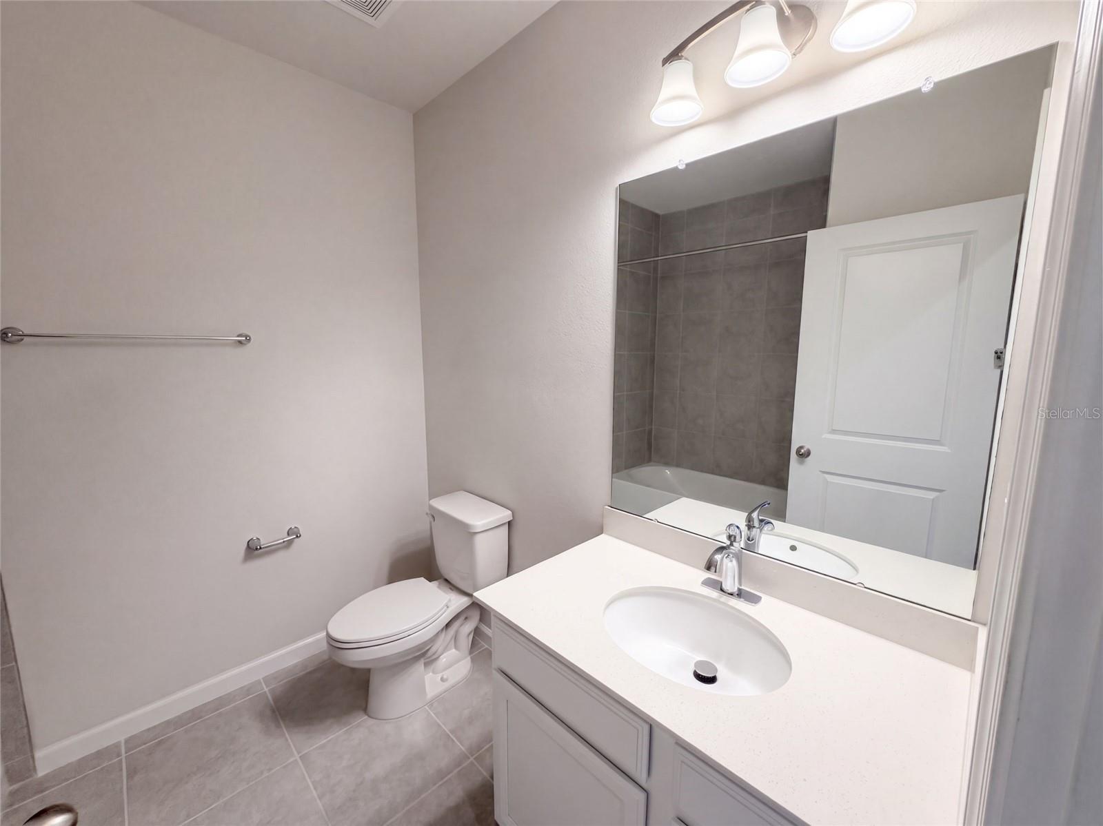 17917 TURNING LEAF CIR — photo 20
