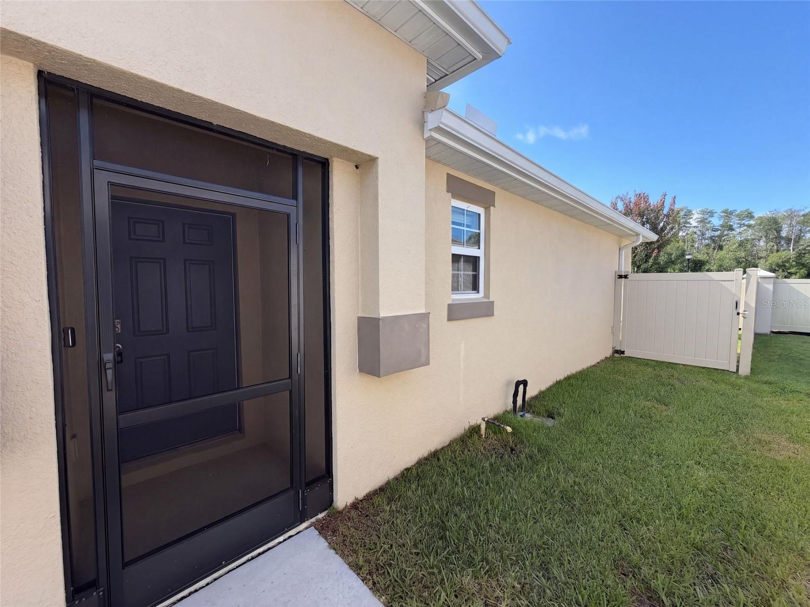 17917 TURNING LEAF CIR — photo 27