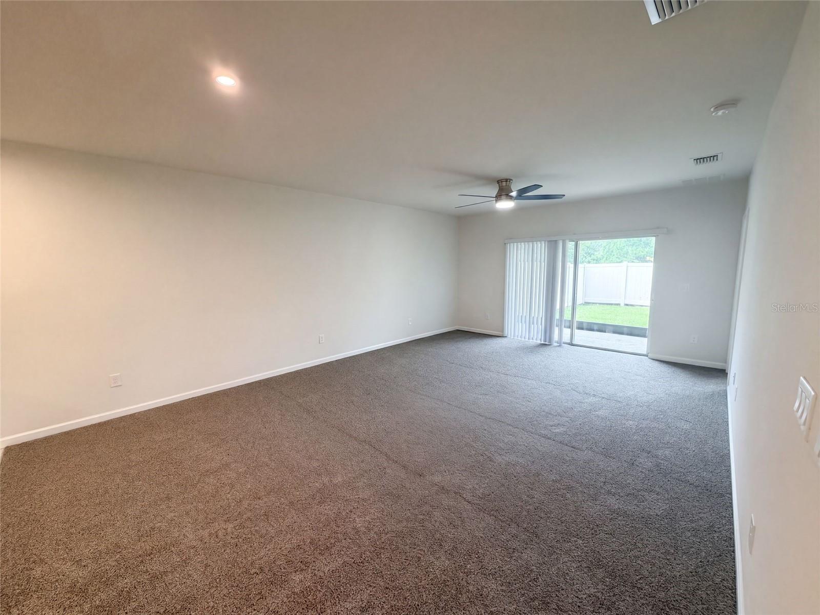 17917 TURNING LEAF CIR — photo 9