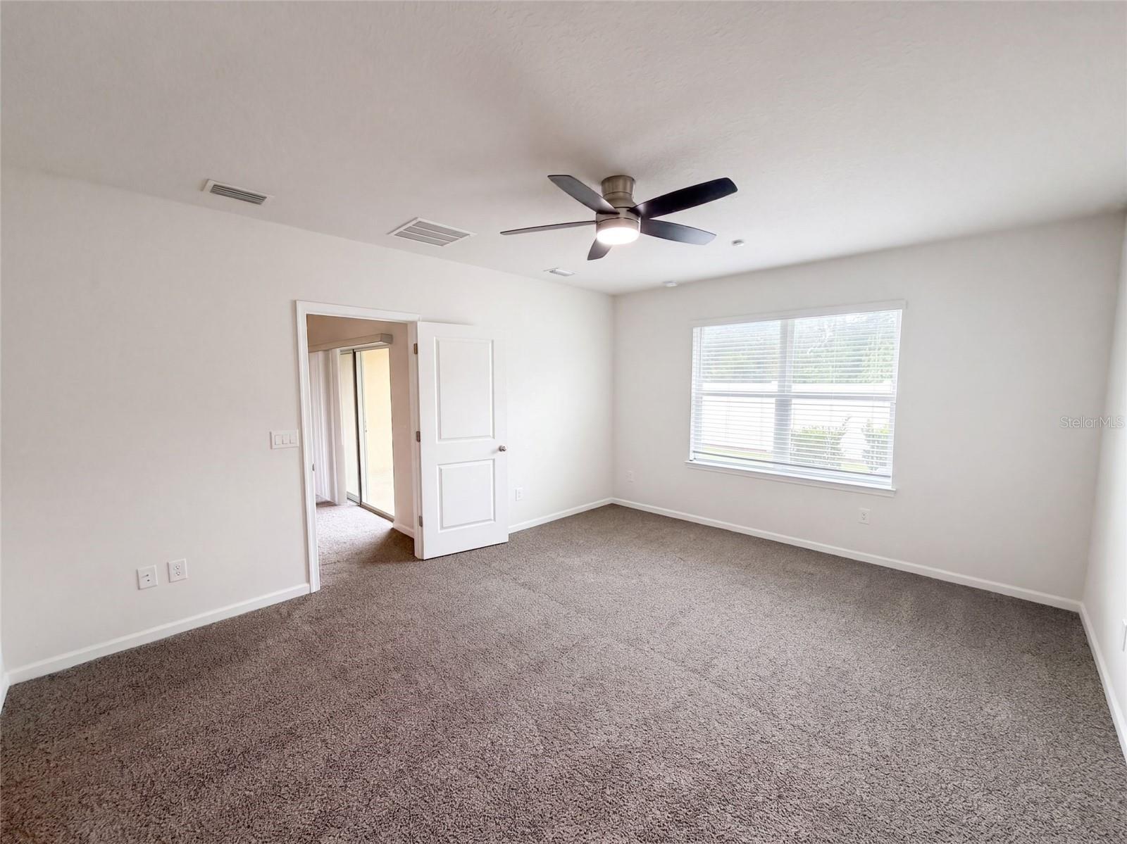 17917 TURNING LEAF CIR — photo 16
