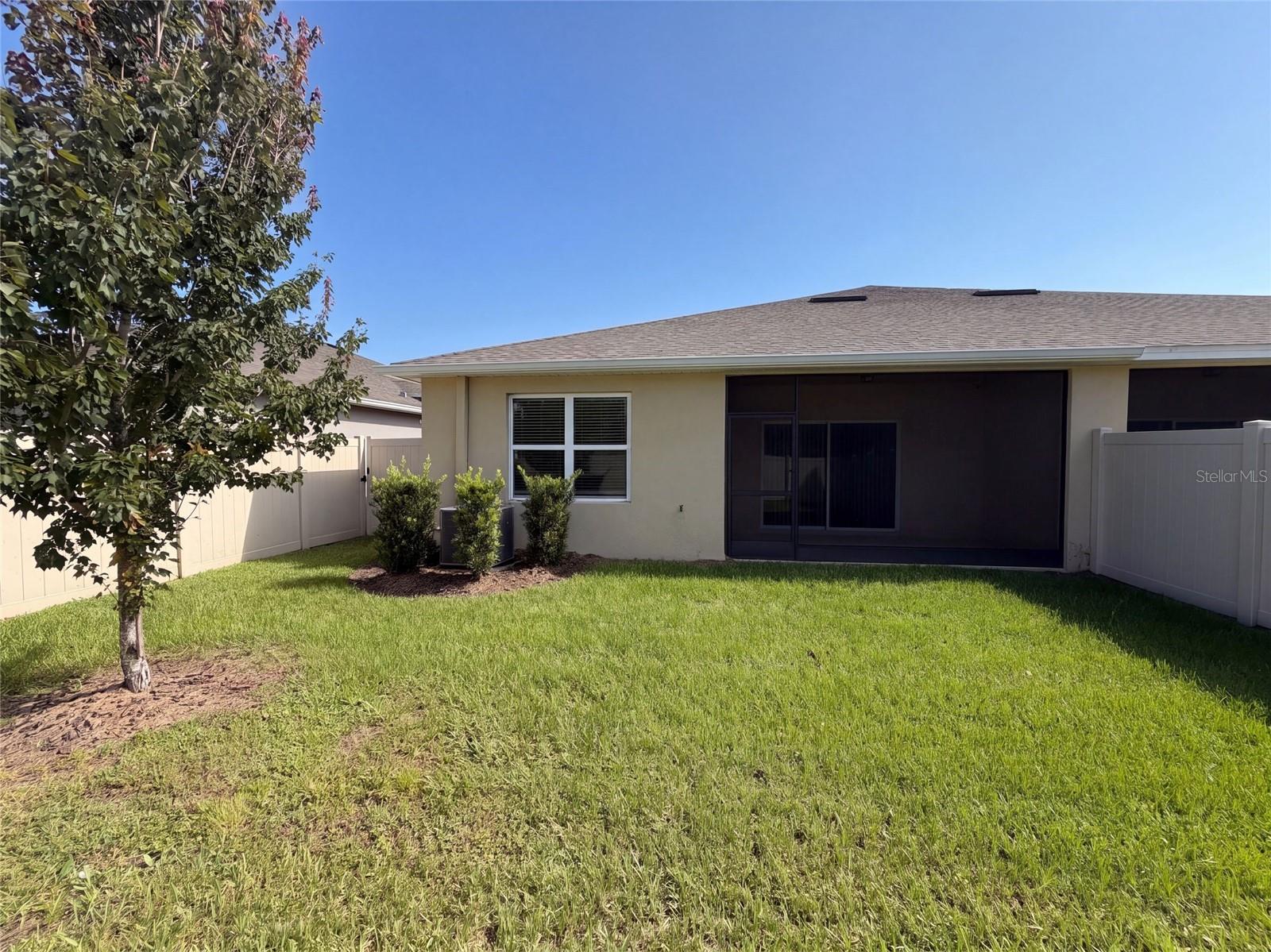 17917 TURNING LEAF CIR — photo 5
