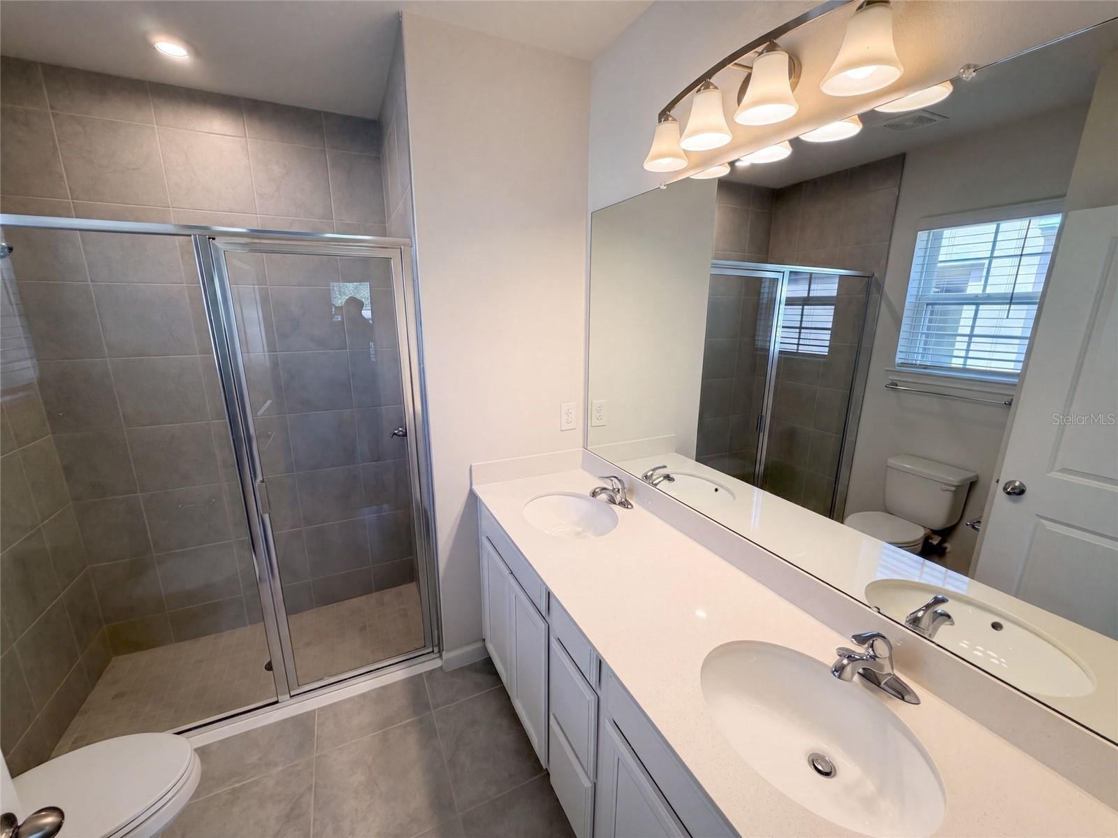 17917 TURNING LEAF CIR — photo 19