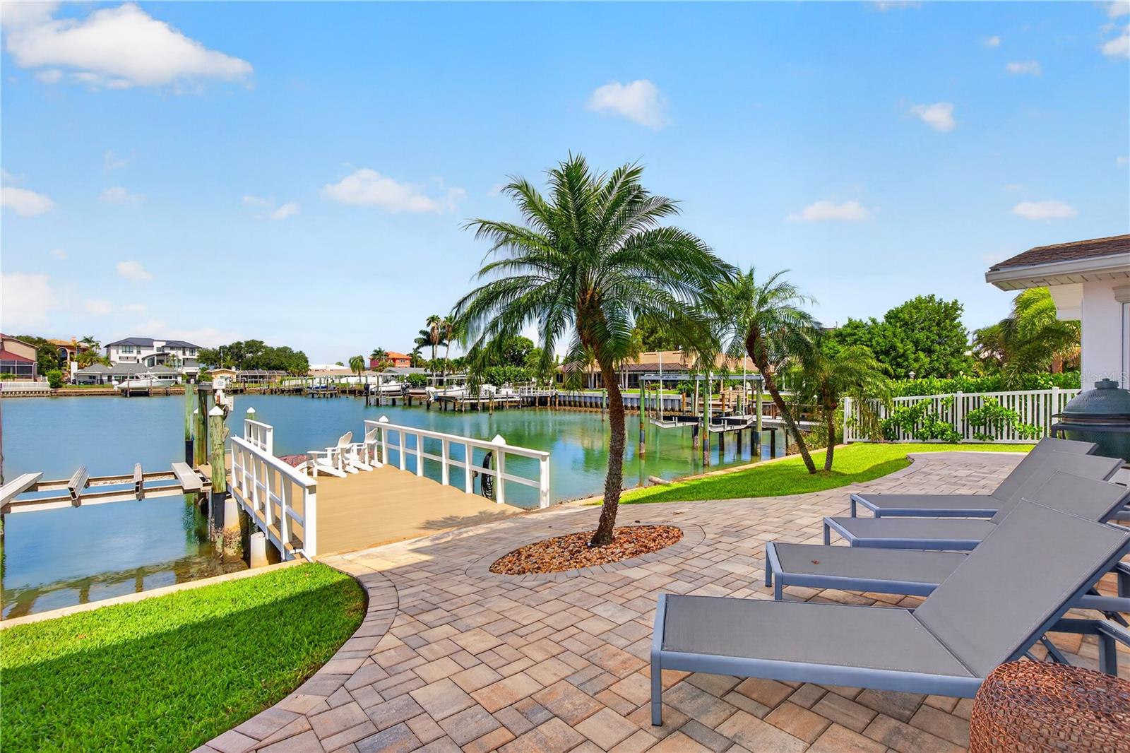 204 POINCIANA LN — photo 80