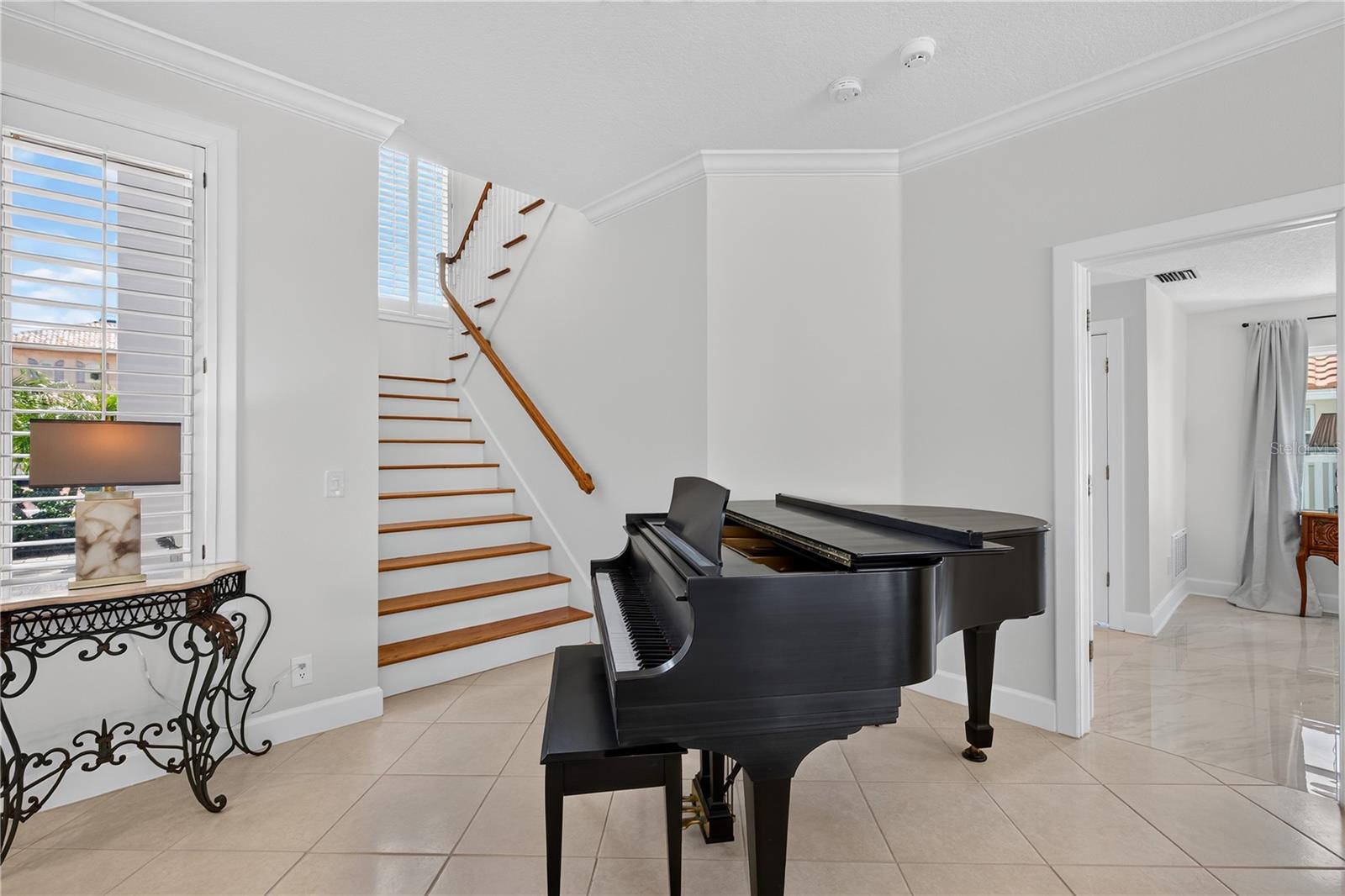 204 POINCIANA LN — photo 51