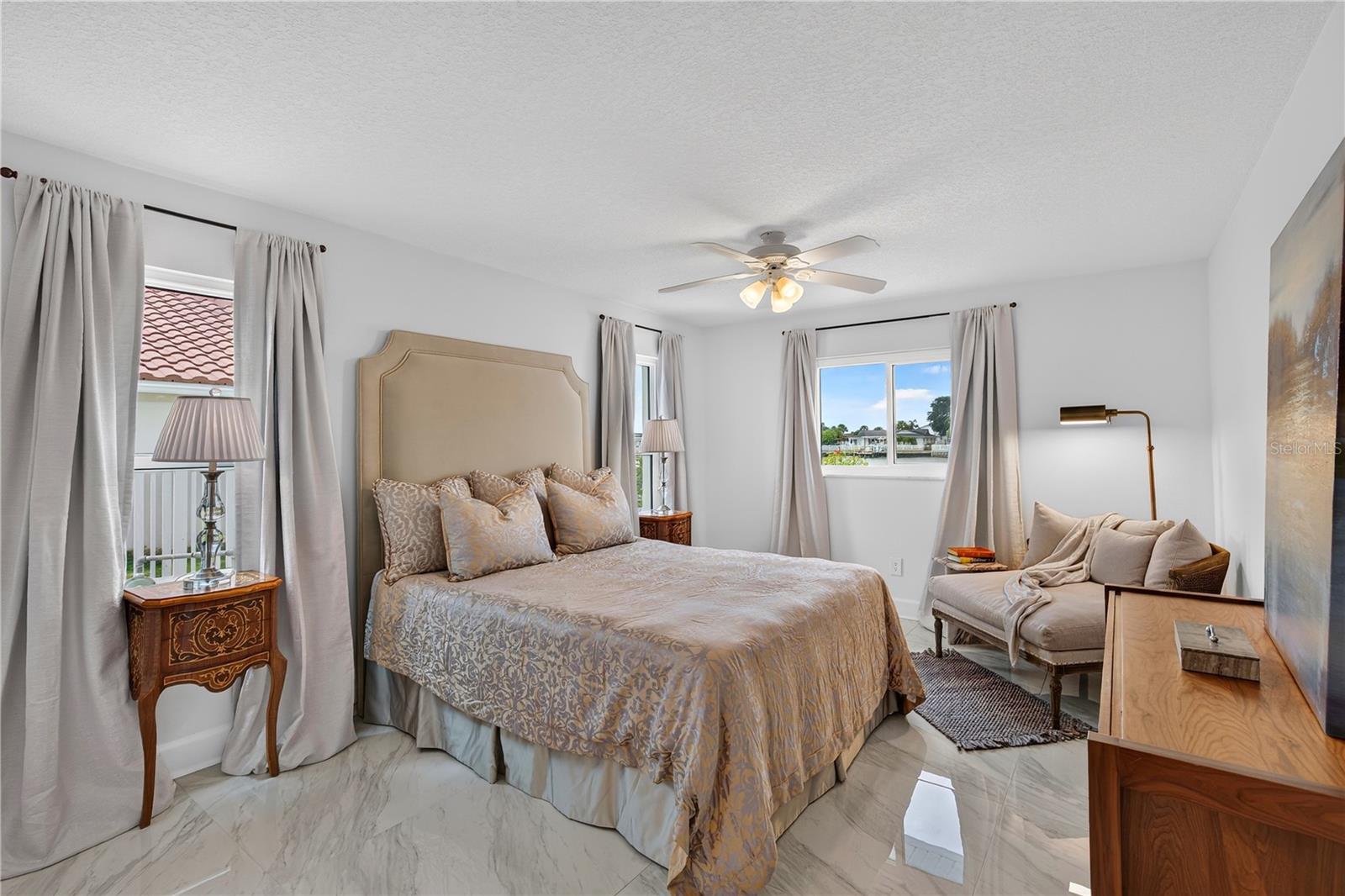 204 POINCIANA LN — photo 44