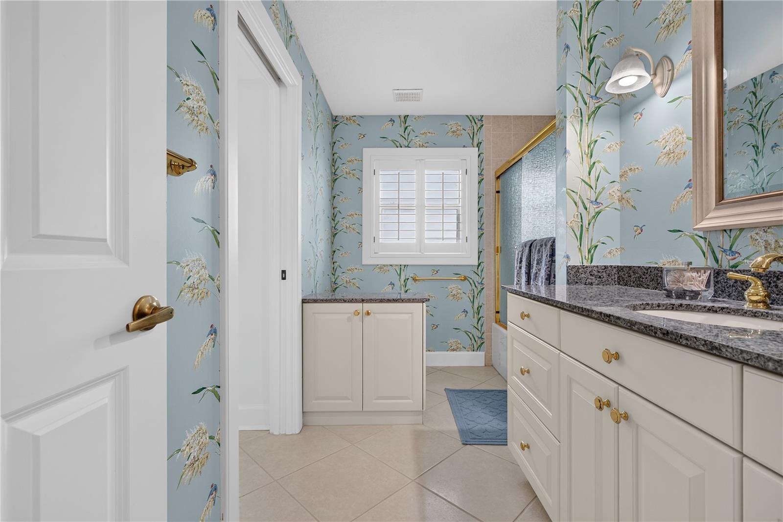 204 POINCIANA LN — photo 41