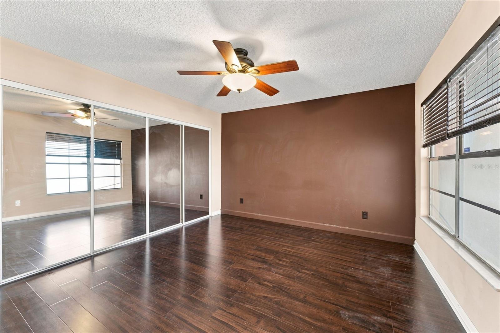 10836 VENICE CIR — photo 28