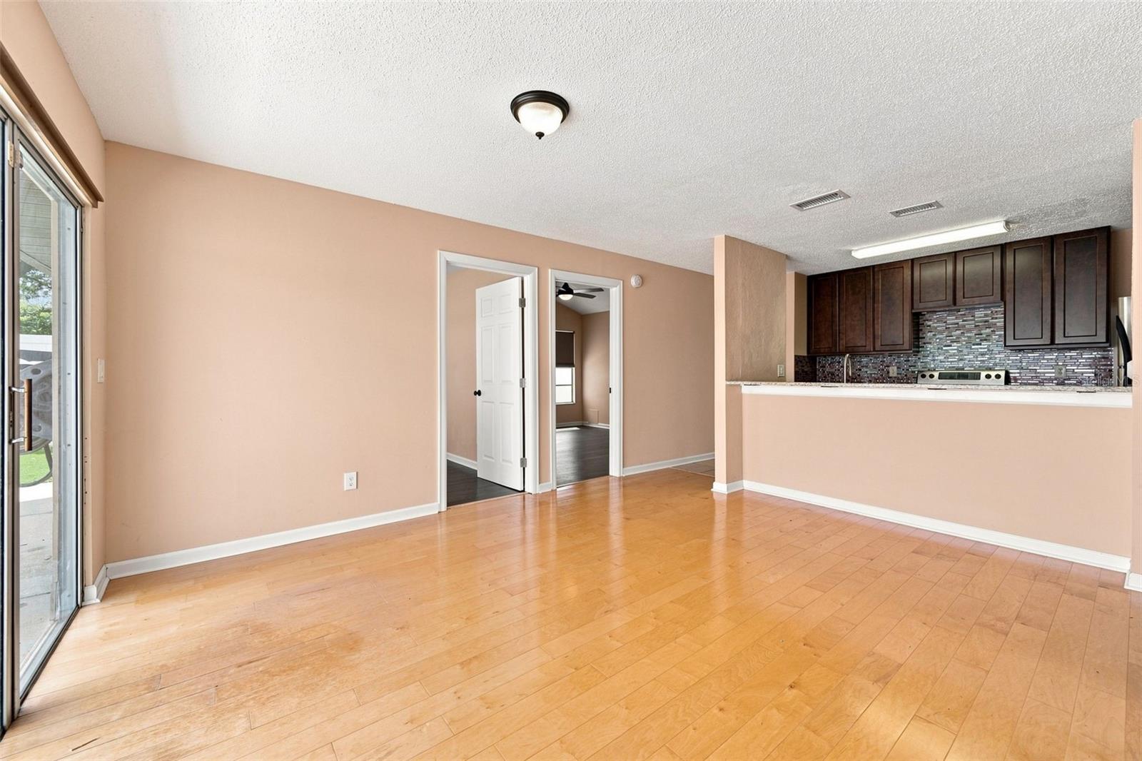 10836 VENICE CIR — photo 17