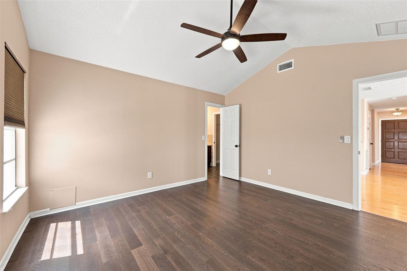 10836 VENICE CIR — photo 21
