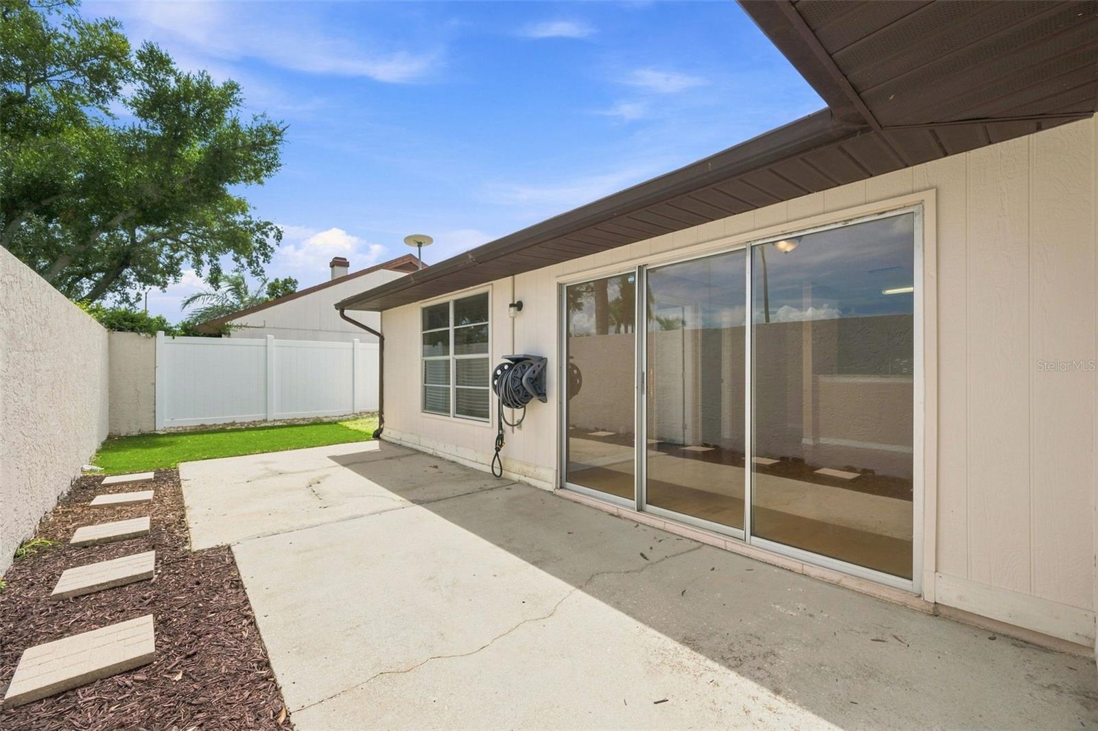 10836 VENICE CIR — photo 32