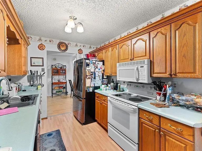 11404 STANSBERRY DR — photo 8