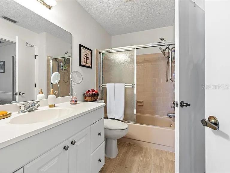 11404 STANSBERRY DR — photo 16