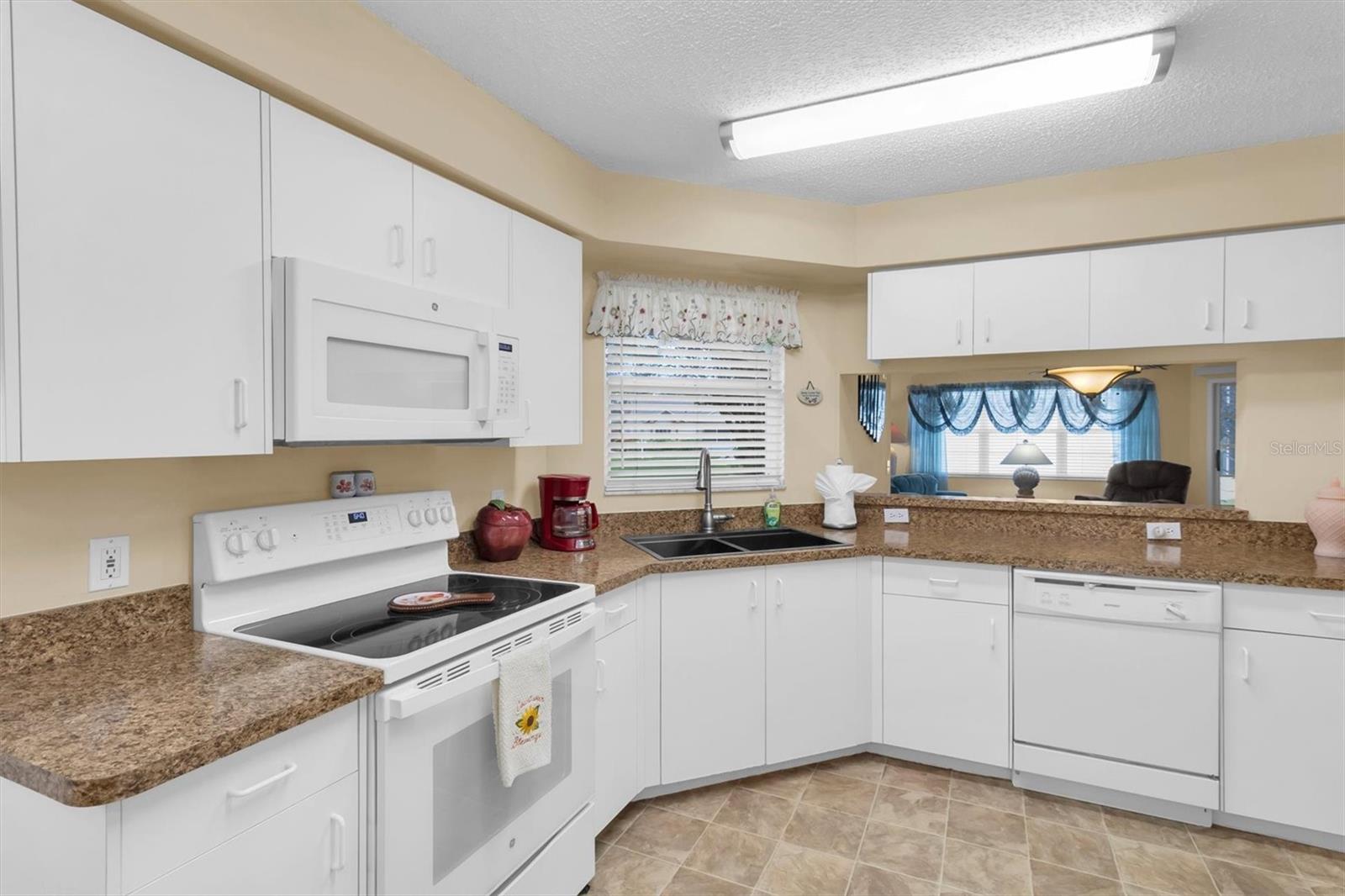 4911 CATHEDRAL CT — photo 9