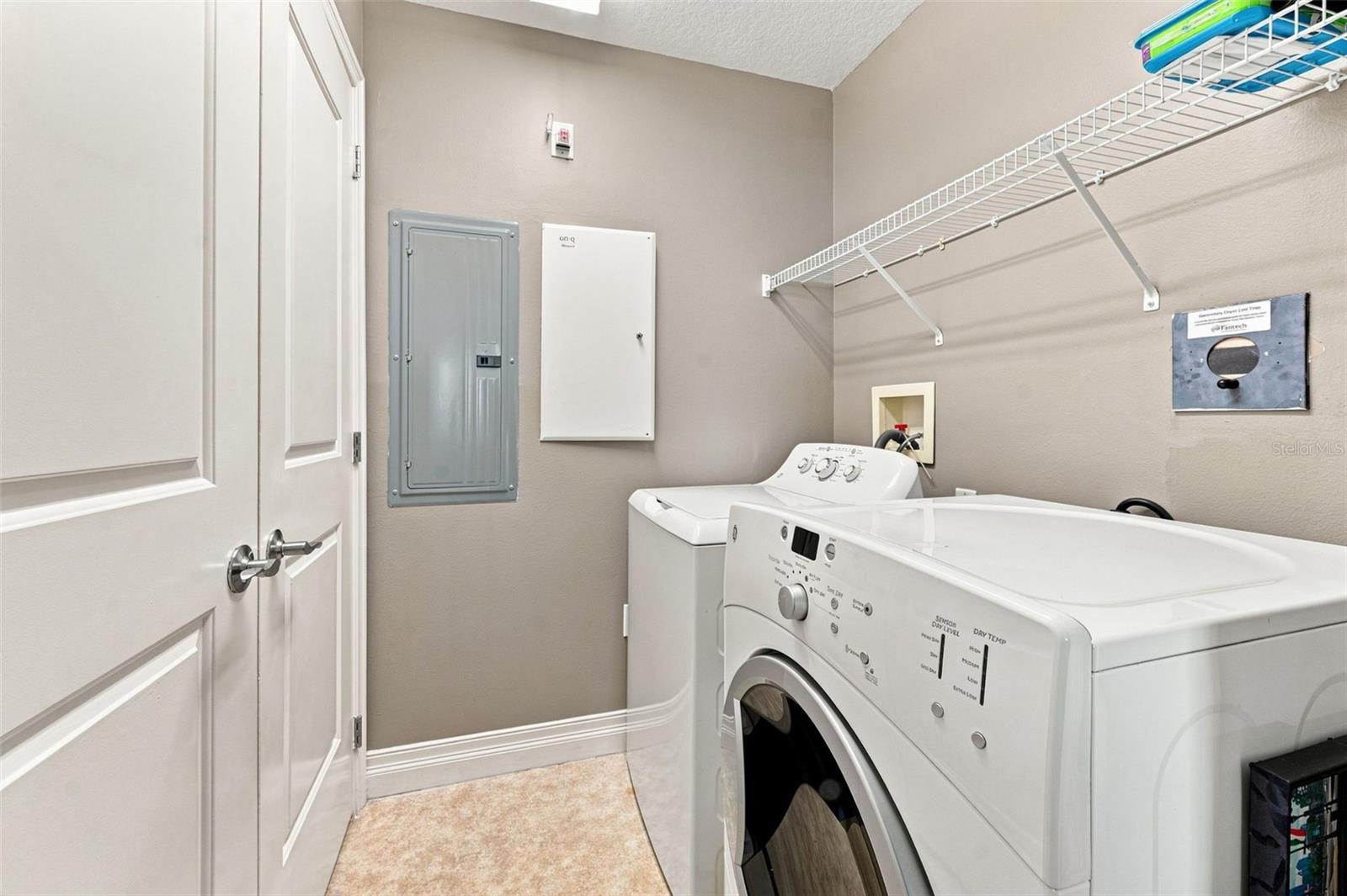 1209 E CUMBERLAND AVE #1404 — photo 33