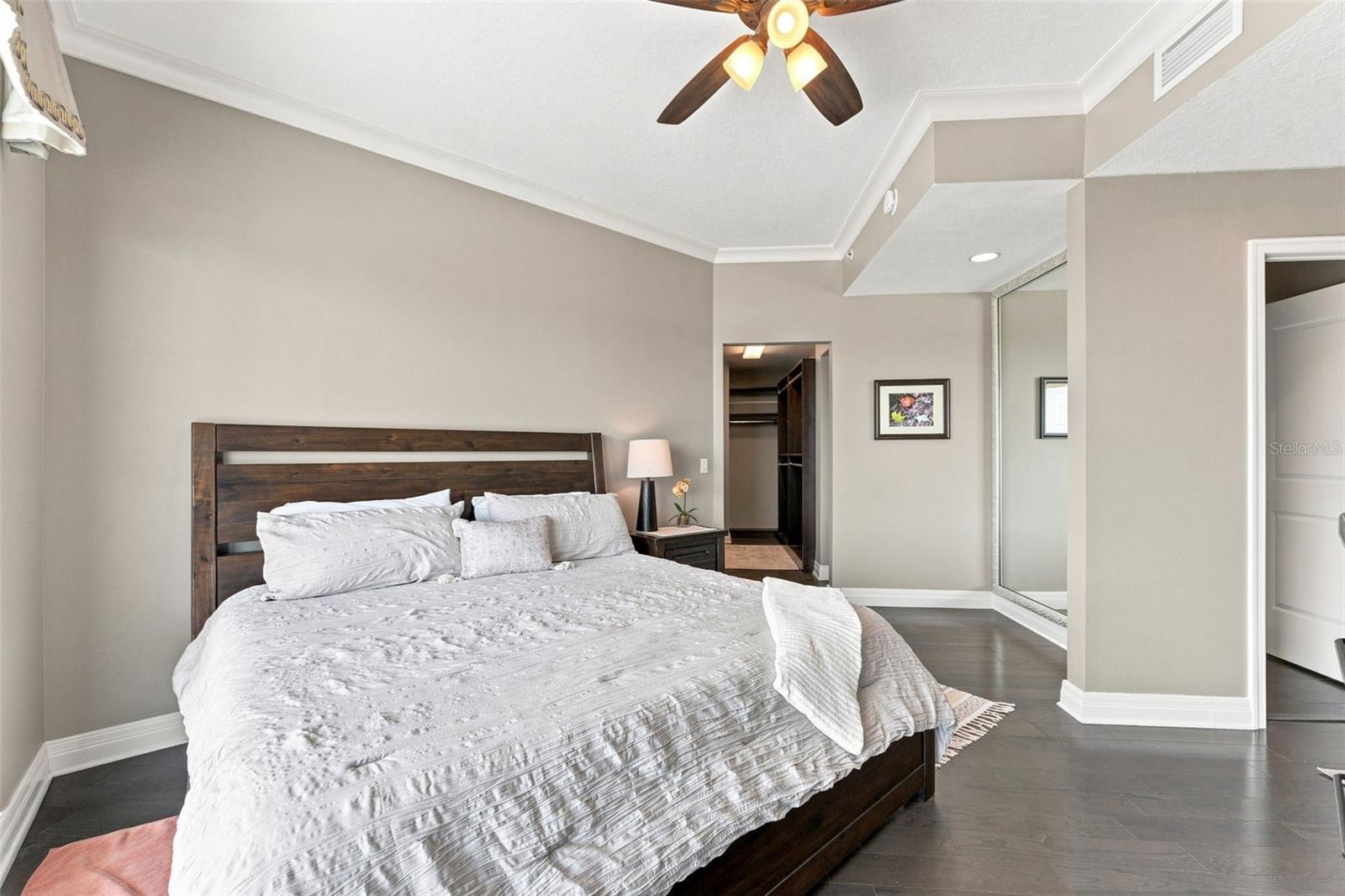 1209 E CUMBERLAND AVE #1404 — photo 17