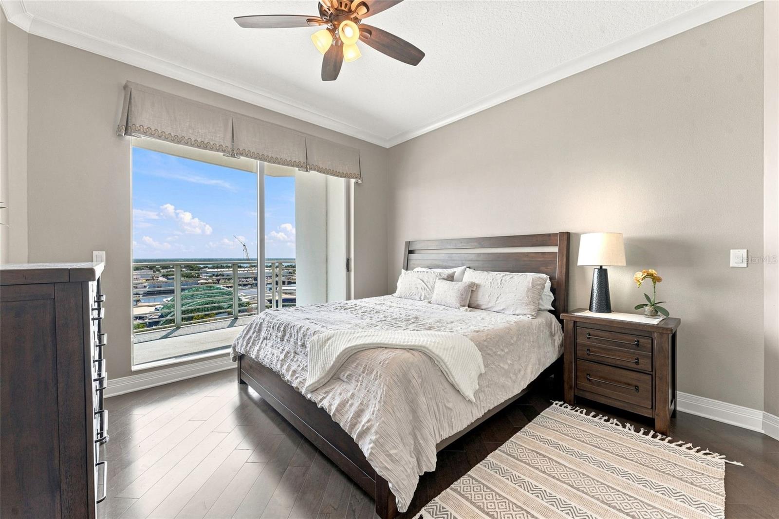 1209 E CUMBERLAND AVE #1404 — photo 16