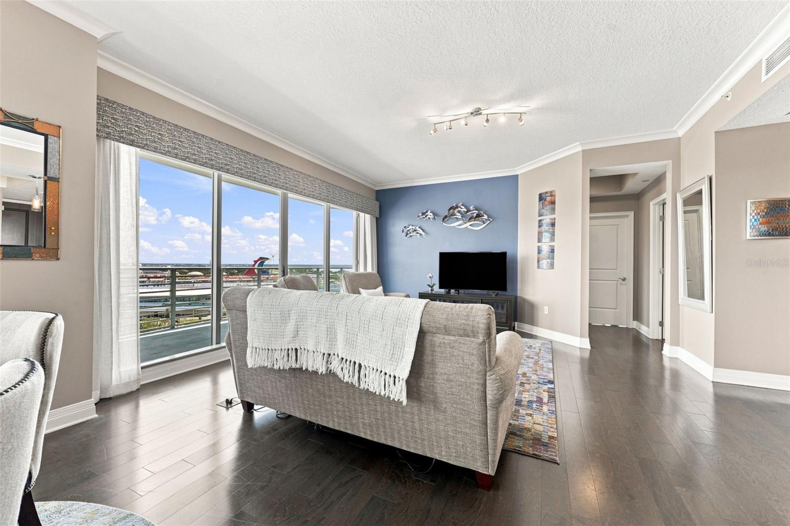 1209 E CUMBERLAND AVE #1404 — photo 10