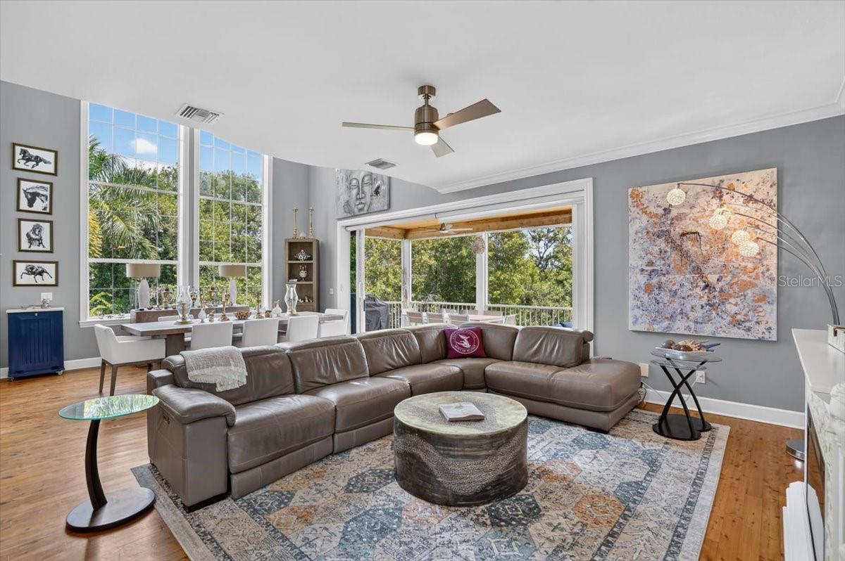 6330 LAGUNA DR — photo 32