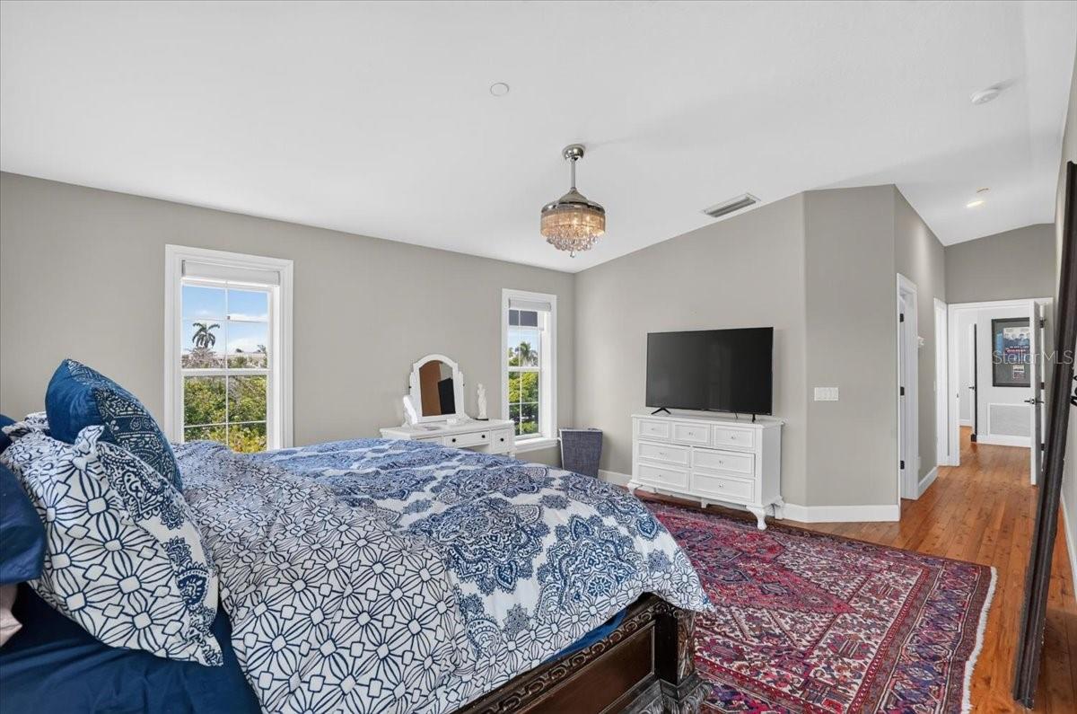 6330 LAGUNA DR — photo 48