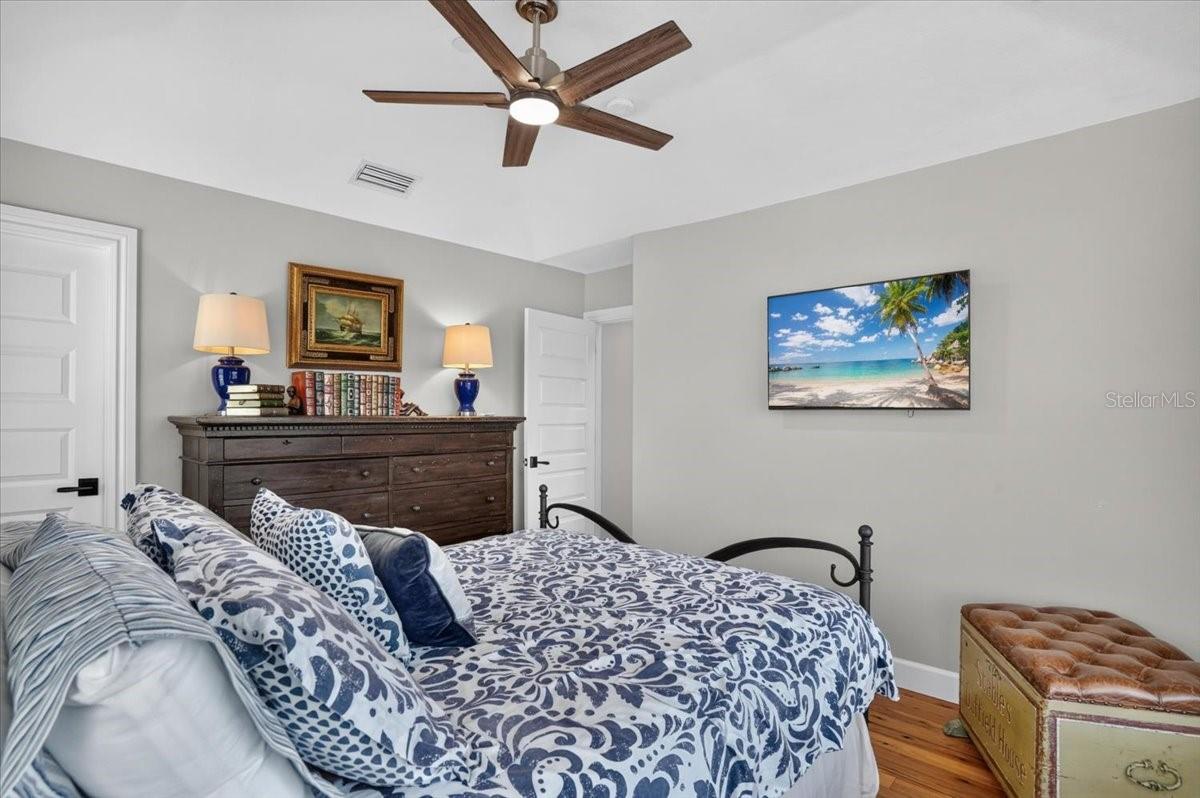 6330 LAGUNA DR — photo 59