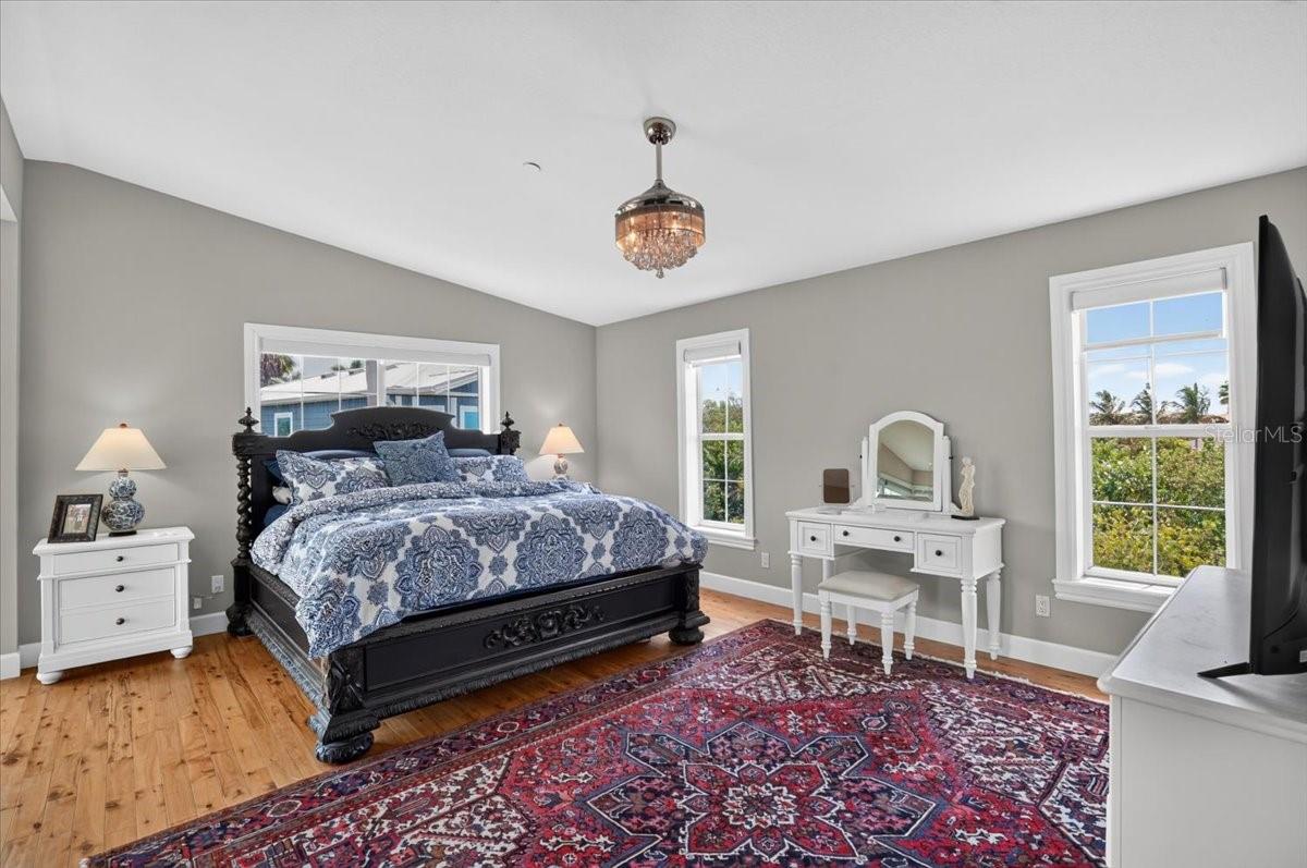 6330 LAGUNA DR — photo 49