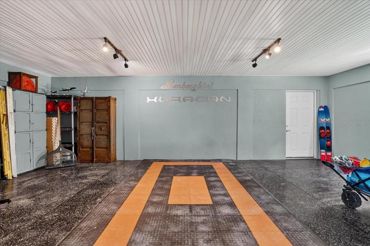 6330 LAGUNA DR — photo 41