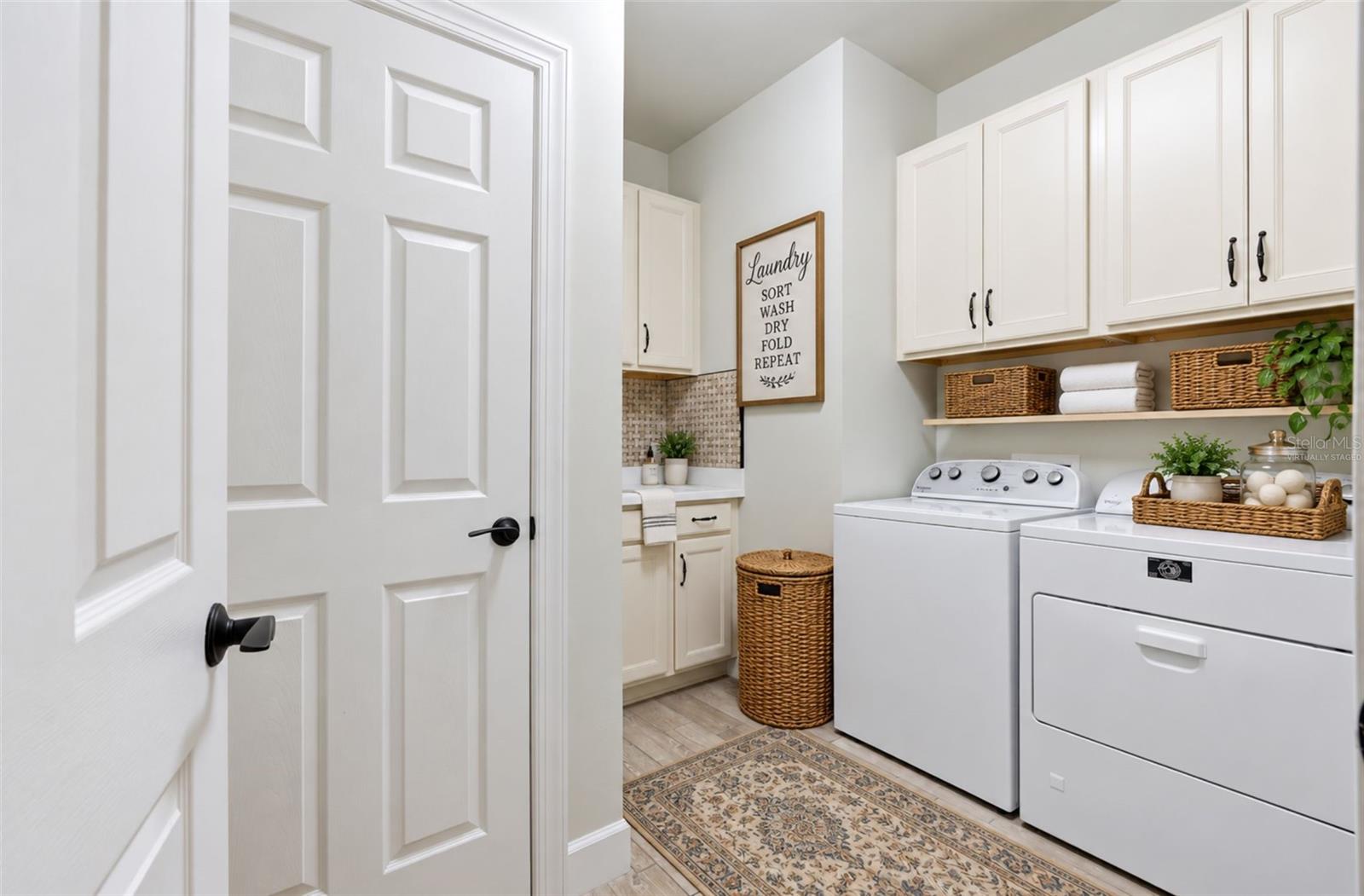 16714 ELLSWORTH AVE — photo 25