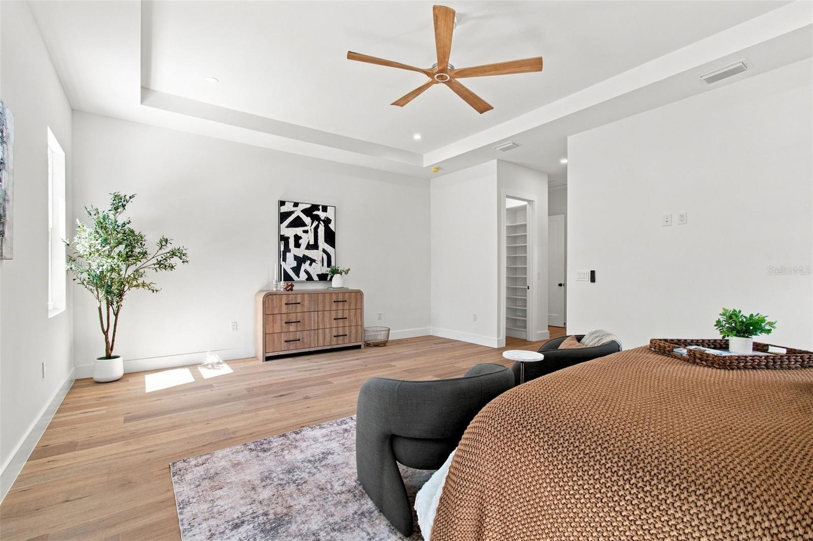 3609 S GARDENIA AVE — photo 62