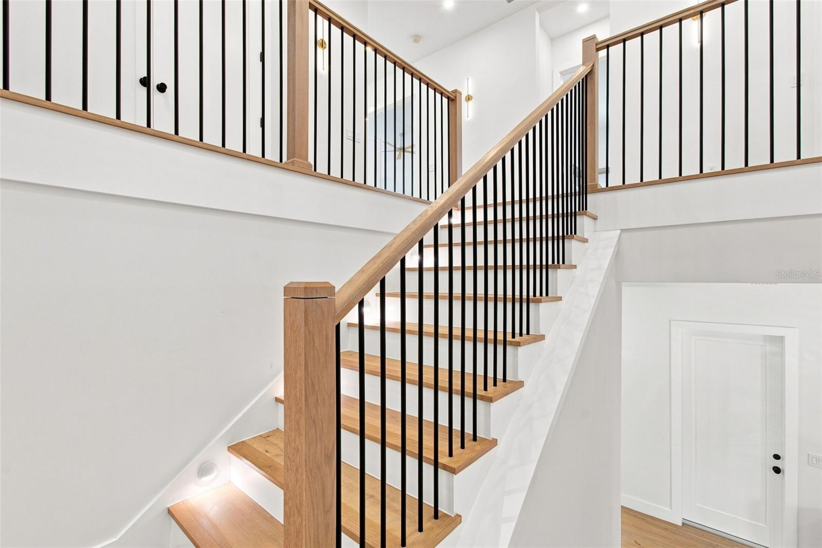 3609 S GARDENIA AVE — photo 39